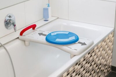 Russka bath board deluxe with soft swivel seat